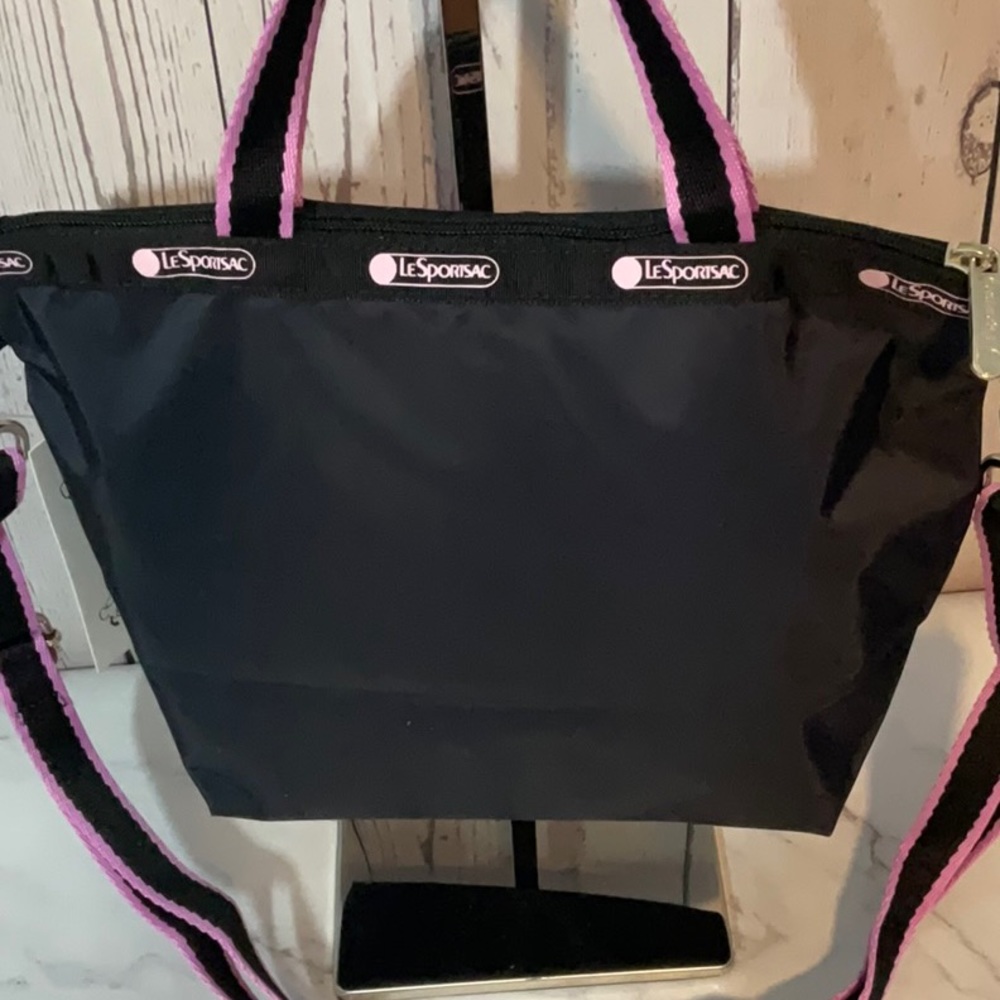 NWT Lesportsac Crossbody My Melody - Picture 3 of 6